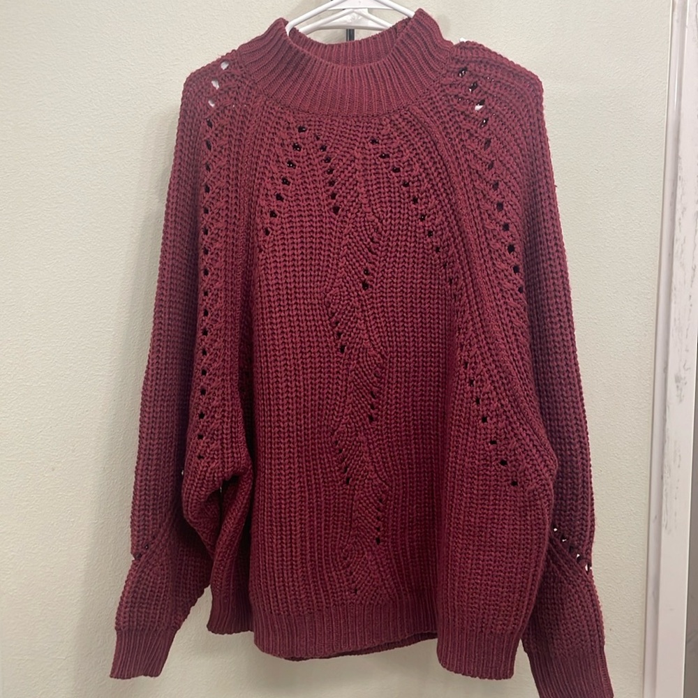 Maroon sweater